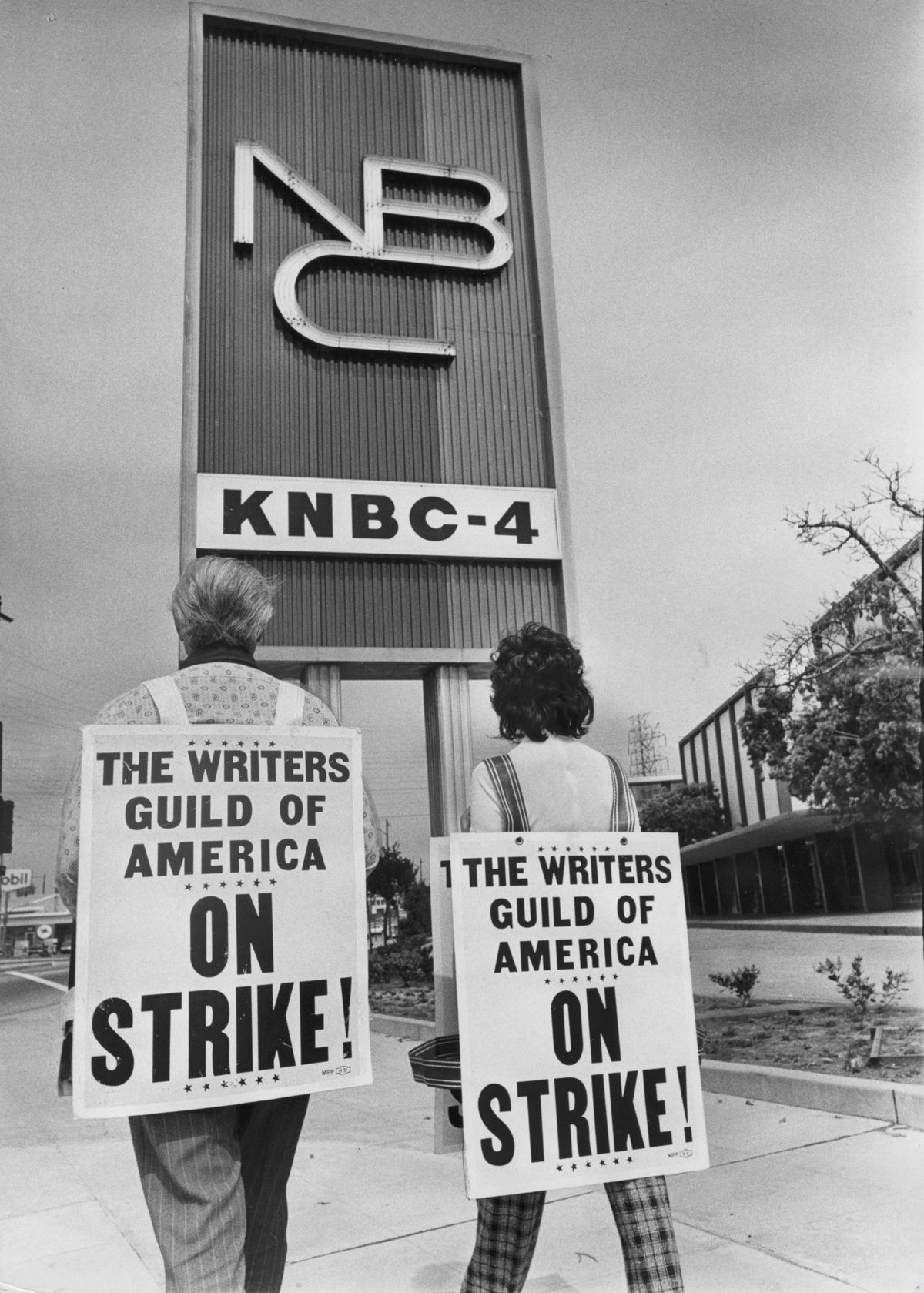 What you need to know about the looming WGA strike